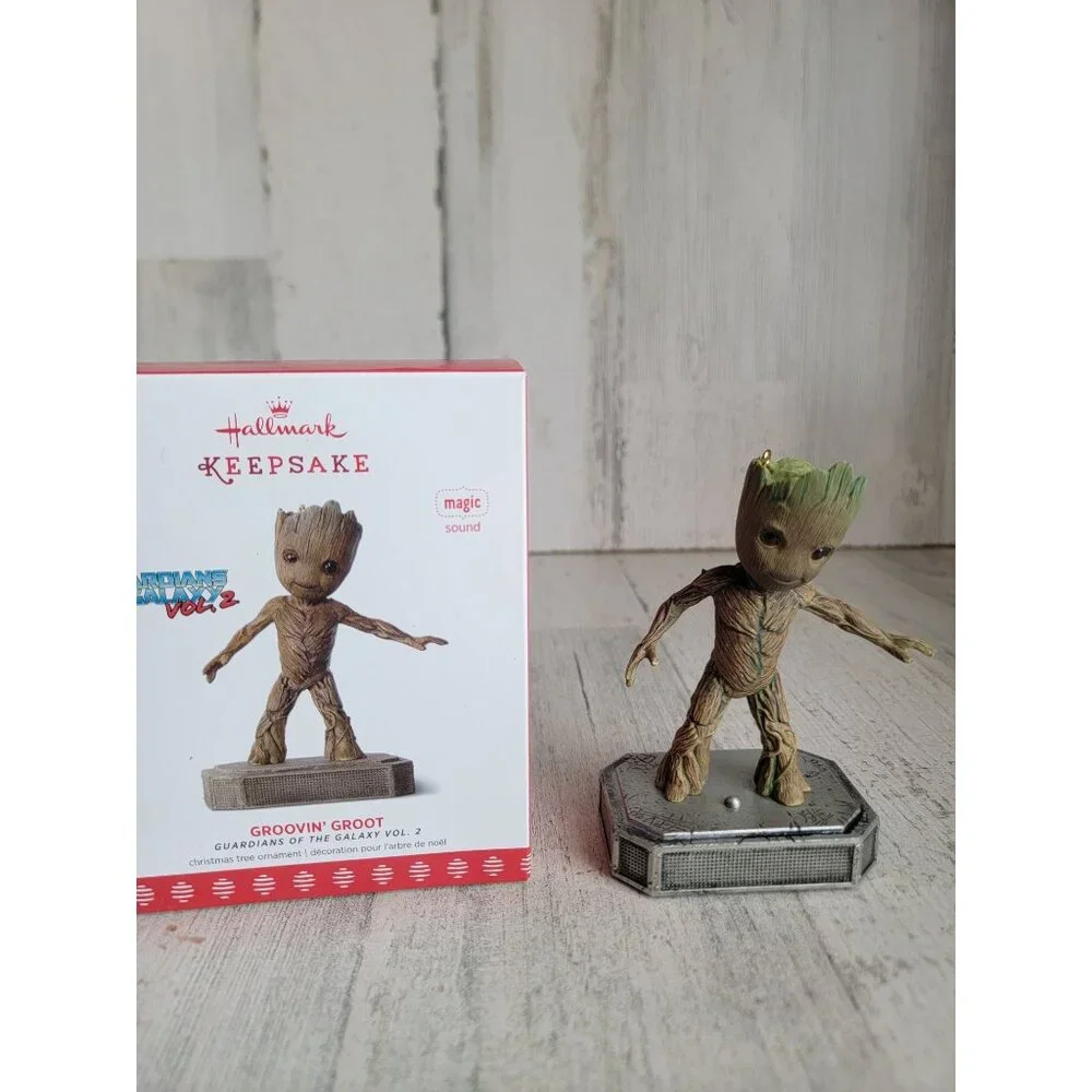Hallmark Groovin Groot Guardians of the Galaxy Marvel magic ornament‎ Xmas